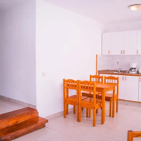 Tamaran Apartment