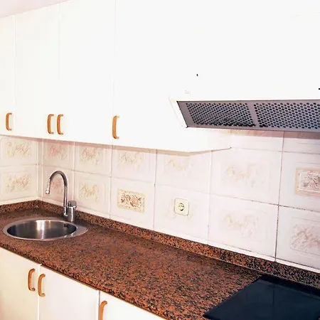 Tamaran Apartment